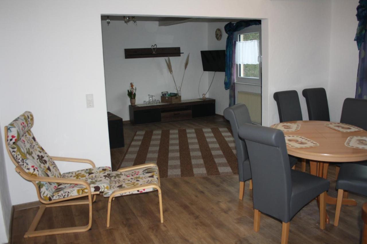 Chiaras Ferienwohnung Heusweiler Екстериор снимка